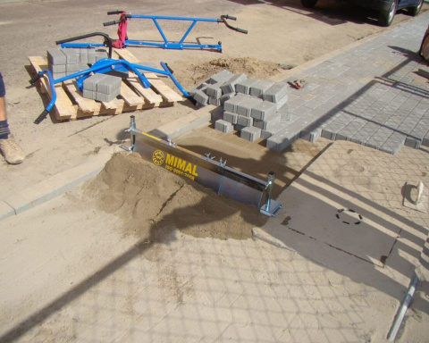 listwa-zgarniajaca-mimal-lz3-1500-2600-cm listwa-zgarniajaca-mimal-lz3-1500-2600-cm