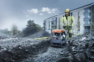 zageszczarka-rewersyjna-husqvarna-lg-204-hatz zageszczarka-rewersyjna-husqvarna-lg-204-hatz