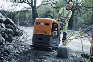 zageszczarka-rewersyjna-husqvarna-lg-504-hatz-550-mm-470-kg zageszczarka-rewersyjna-husqvarna-lg-504-hatz-550-mm-470-kg