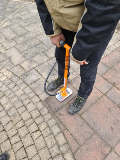 chwytak-prozniowy-catchshift-snake-230v-wyciagacz-kostki-brukowej chwytak-prozniowy-catchshift-snake-230v-wyciagacz-kostki-brukowej