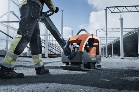 zageszczarka-rewersyjna-husqvarna-LG-300-500-282-r zageszczarka-rewersyjna-husqvarna-LG-300-500-282-r