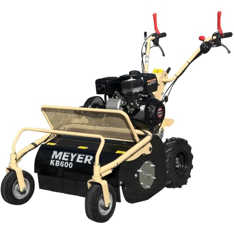 Profesjonalna kosiarka bijakowa Meyer KB600 z silnikiem Loncin i hydraulicznym przesuwem bocznym Profesjonalna kosiarka bijakowa Meyer KB600 z silnikiem Loncin i hydraulicznym przesuwem bocznym