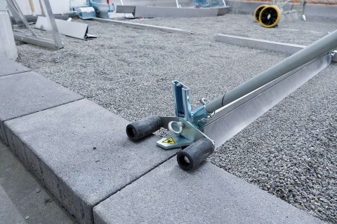 regulowana listwa zgarniająca Probst TELEPLAN TP-200/350 z ergonomicznymi uchwytami HG-ERGO-DUO regulowana listwa zgarniająca Probst TELEPLAN TP-200/350 z ergonomicznymi uchwytami HG-ERGO-DUO