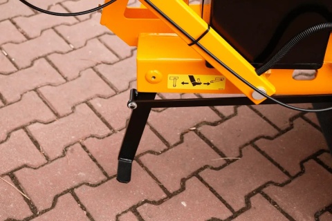 Karczownik Laski F460/18 silnik Kohler podpora