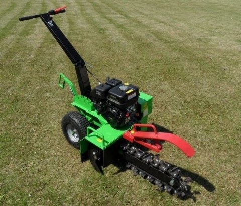 Ręczna Koparka Łańcuchowa do Kabli i Nawodnień Laski TR 50 | Głębokość 60cm | widok z boku