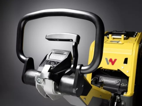 Zagęszczarka Rewersyjna z Compatec Wacker Neuson DPU 6260 Hehcpb+ | Silnik Hatz Rozruch Elektryczny | uchwyt